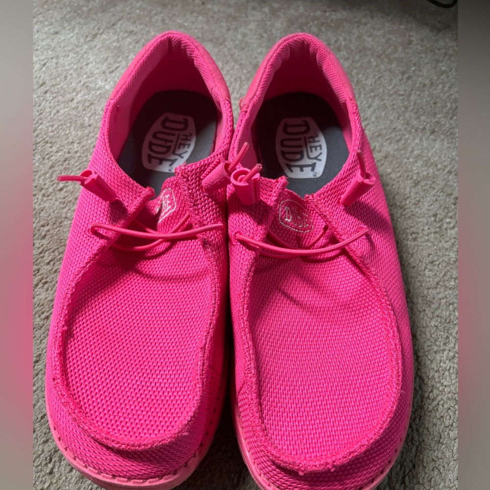 Funky Pink Hey Dudes